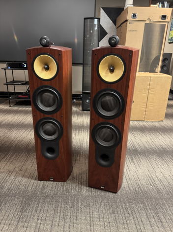 B&W (Bowers & Wilkins) 803S