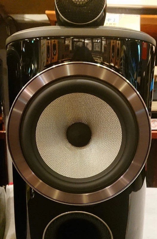 Bowers & Wilkins B&W 805 D4 Bookshelf Speakers (Pair) B... 7