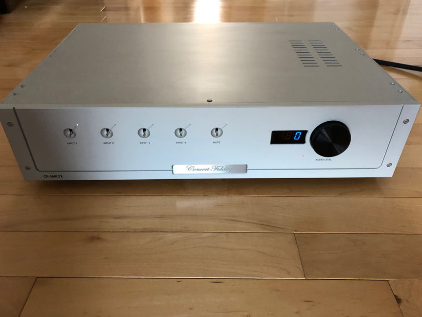 Concert Fidelity  CF080 LSX2 Tube Pre-Amplifier - Just updated from the factory and LIKE NEW!