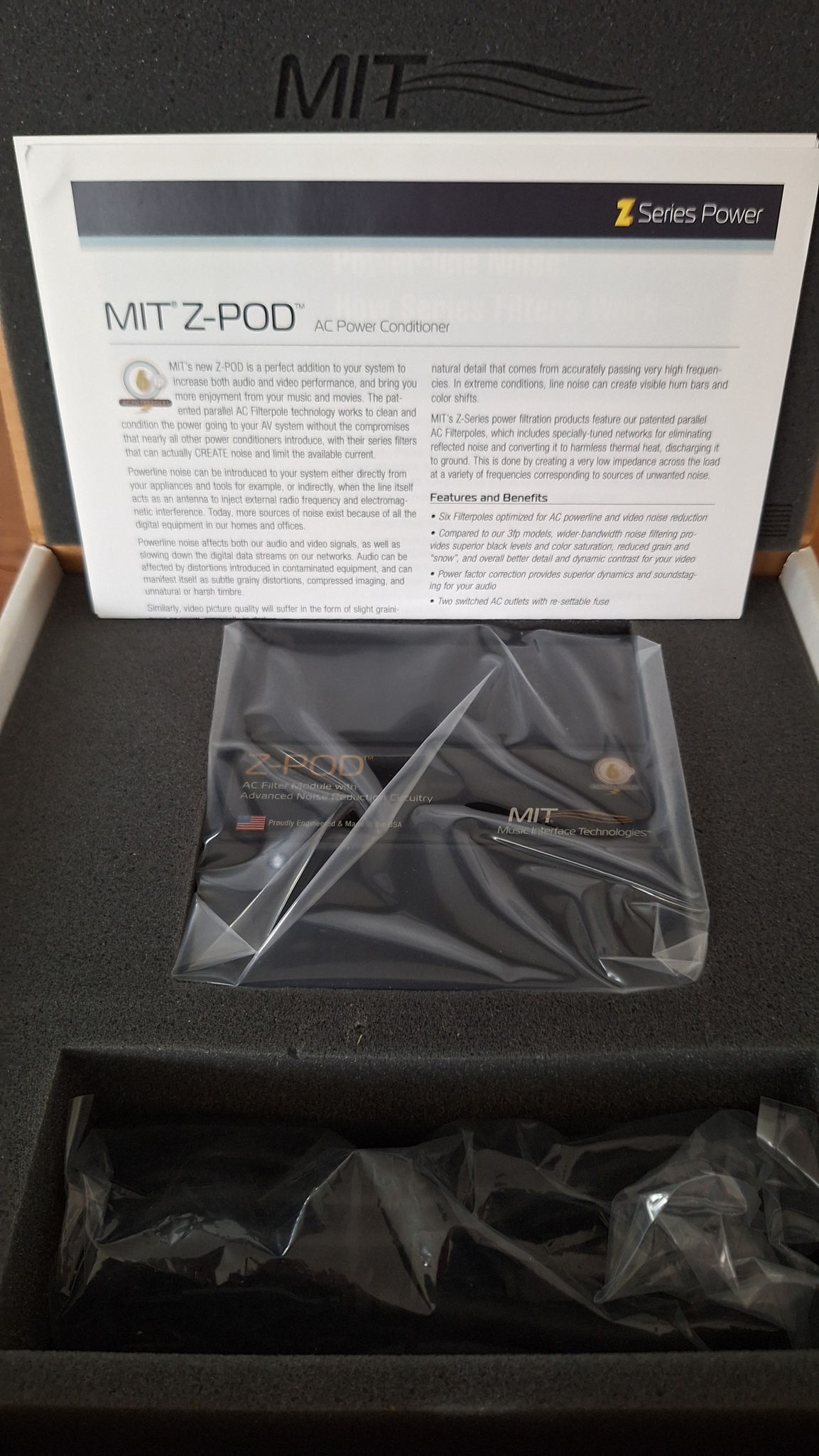 MIT Z-POD AC Power Conditioner and Video Noise Reductio... 4