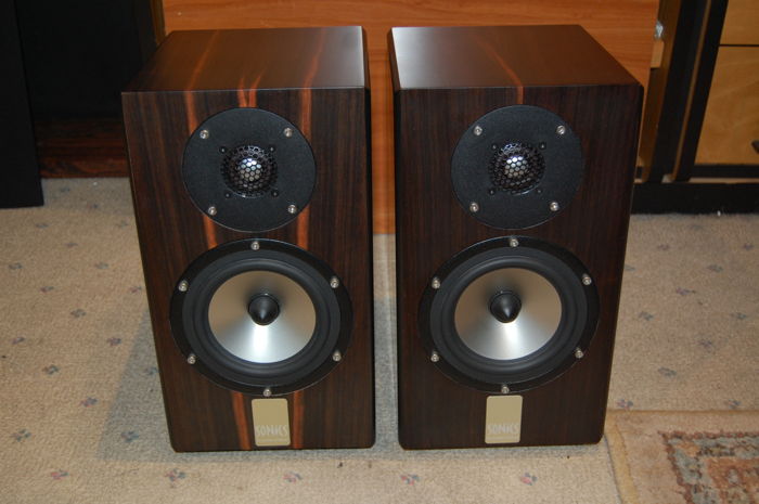 Sonics by Joachim Gerhard Anima Bookshelf Speakers