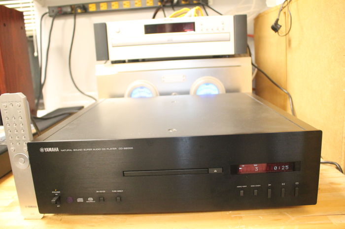 Yamaha CD-S2000 SACD/CD Player w/ Remote - Excellent