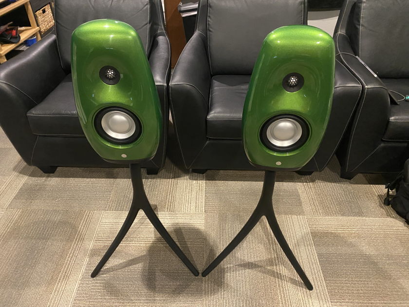 Vivid Audio Kaya S12 Bookshelf Loudspeaker w/ Stands (Pair, Green Sparkle)