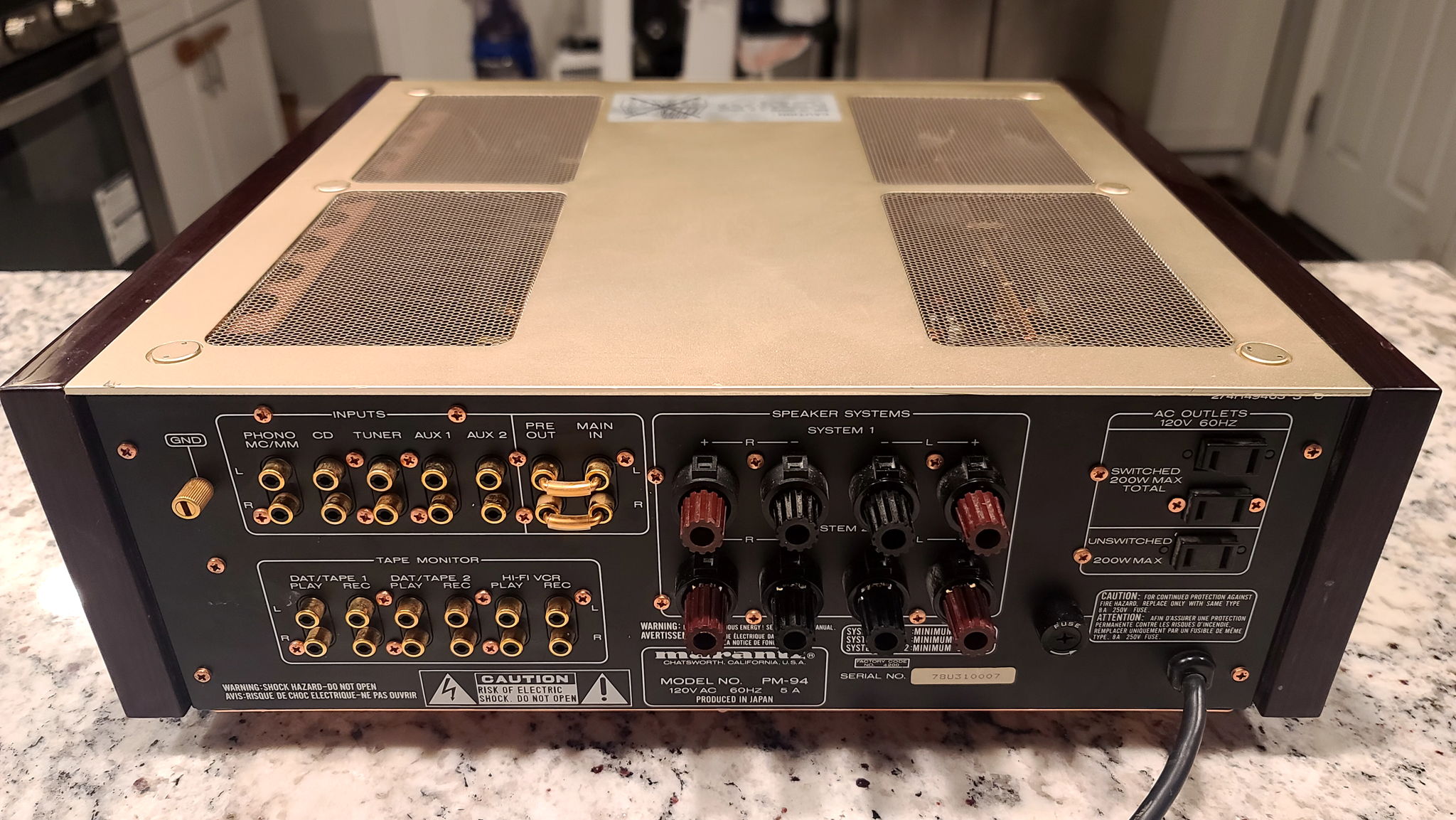 MARANTZ PM-94 INTEGRATED AMPLIFIER. LIMITED EDITION.**... 4