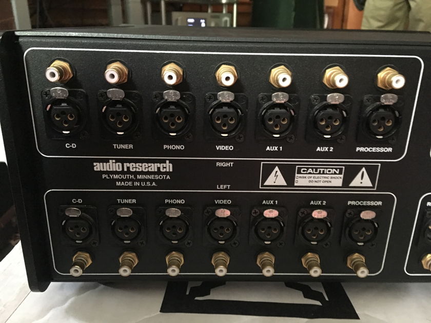 Audio Research Reference 3 BLACK ,LOW PRICE !!NEW METAL REMOTE AND TUBES!