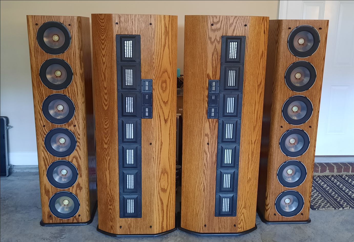 Infinity RS-1b Speaker System