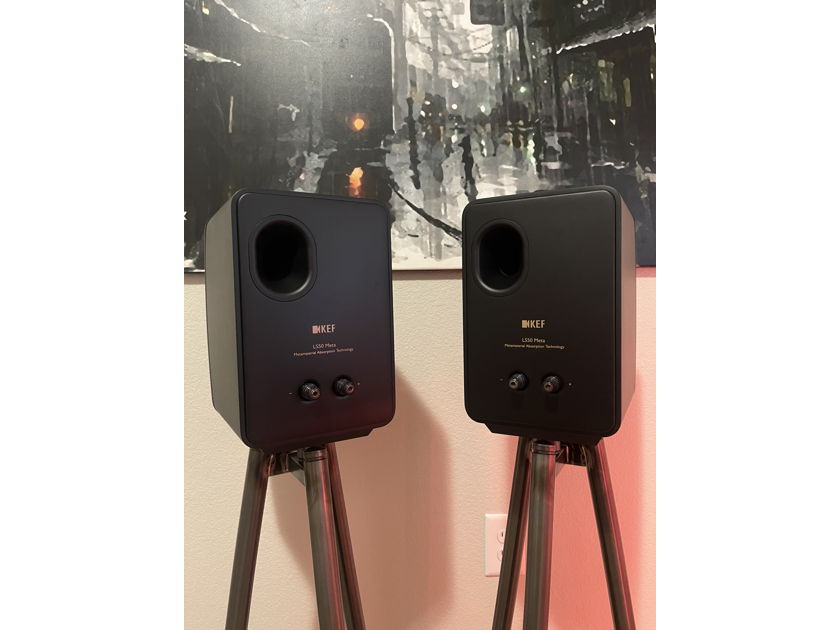 KEF LS50 Meta - Factory Refurbished, Unuse For Sale KEF LS50 Meta - Factory Refurbished, Unuse For Sale