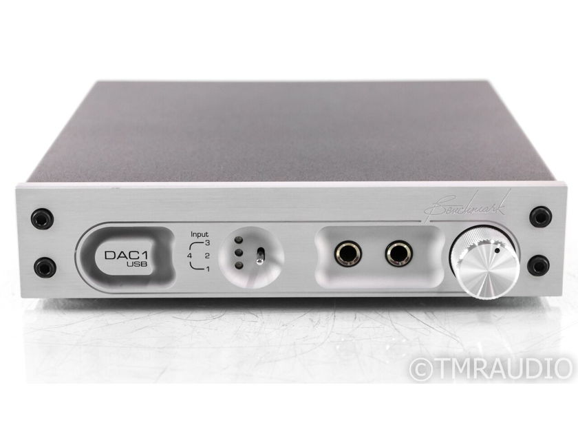 Benchmark DAC1 USB DAC / Headphone Amplifier; D/A Converter; Silver (30654)