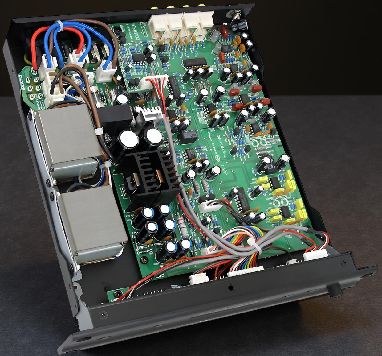 Parasound Z-Phono-USB Lets You Save Your Vinyl Favorite... 7