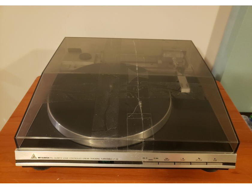 Mitsubishi LT-22 Linear Tracking Turntable. Minor Issues. No Cartridge.