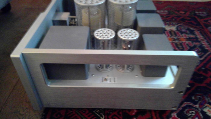 ALLNIC L 5000  DHT PRE AMP, 230v, PRICE REDUCE, THIS IS...