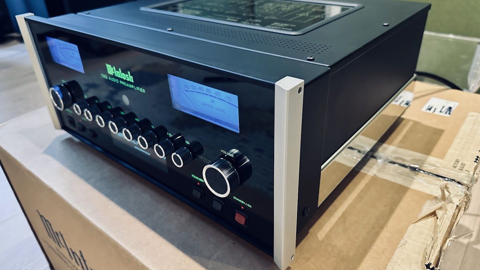 McIntosh C53 Preamplifier MINT 3