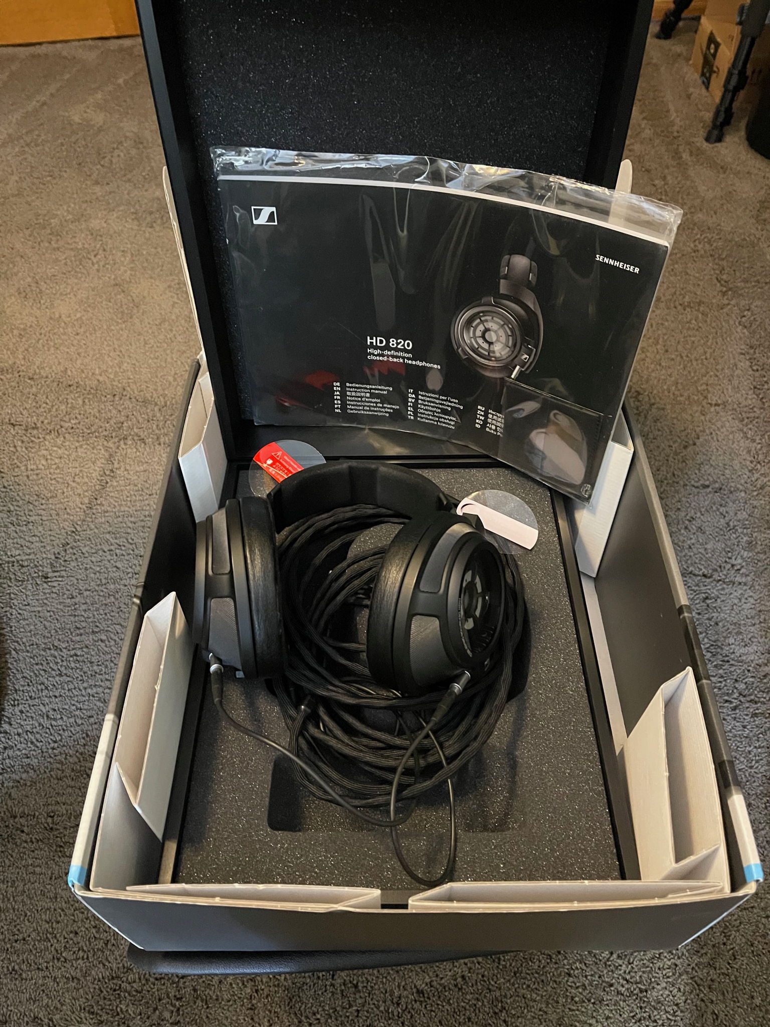 Sennheiser HD820 Closed Back Headphones