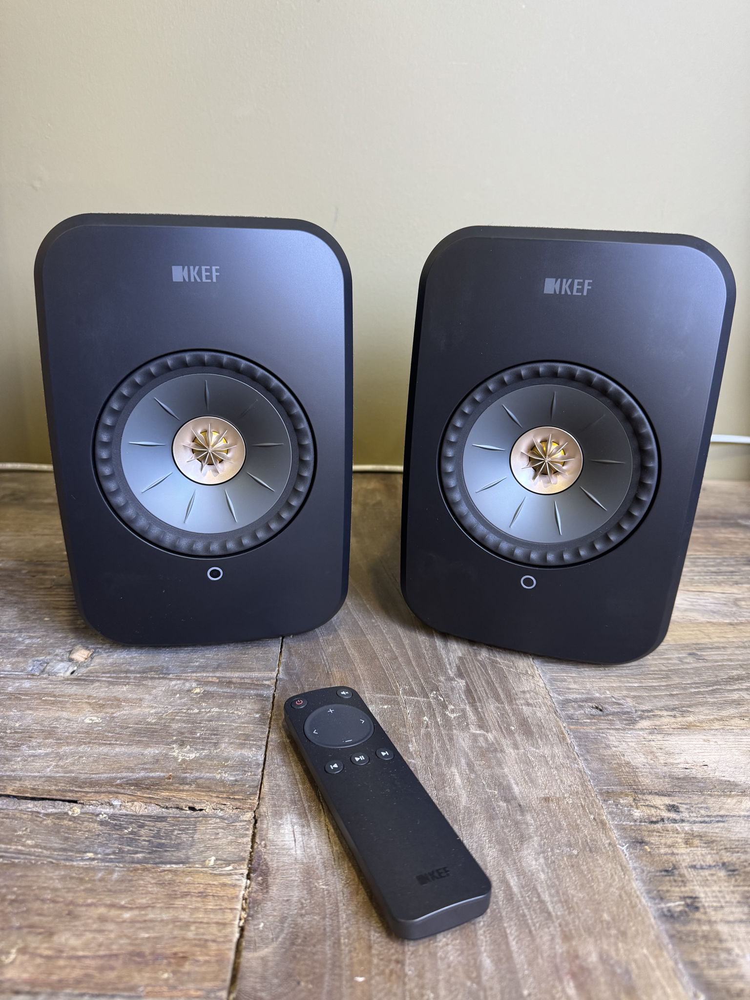 KEF LSX II 3