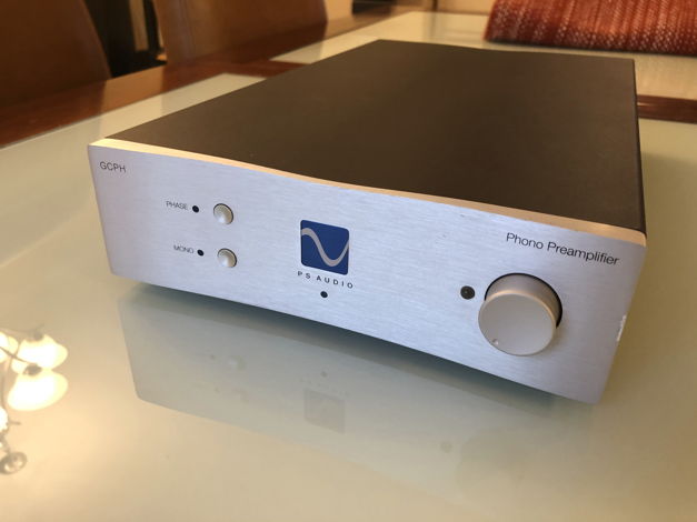 PS AUDIO - GCPH MM/MC PHONO PREAMP WITH BALANCED XLR OU...