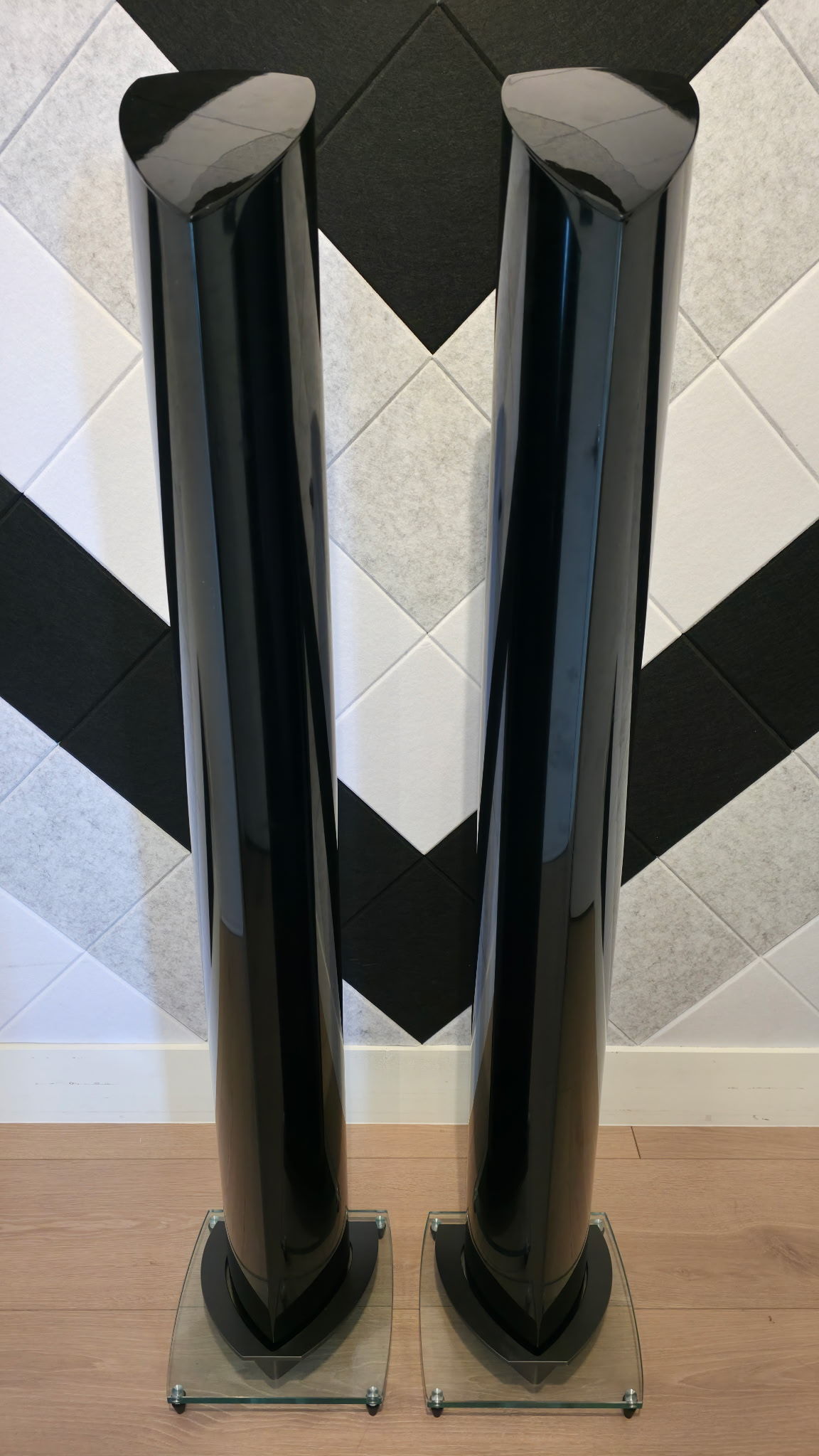 Paradigm Reference Millenia 300 Full Range Tower Speake... 6