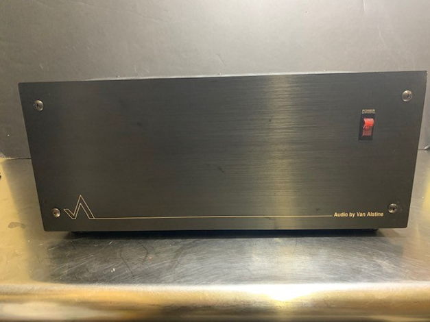Audio by Van Alstine Synergy 450 Power Amplifier
