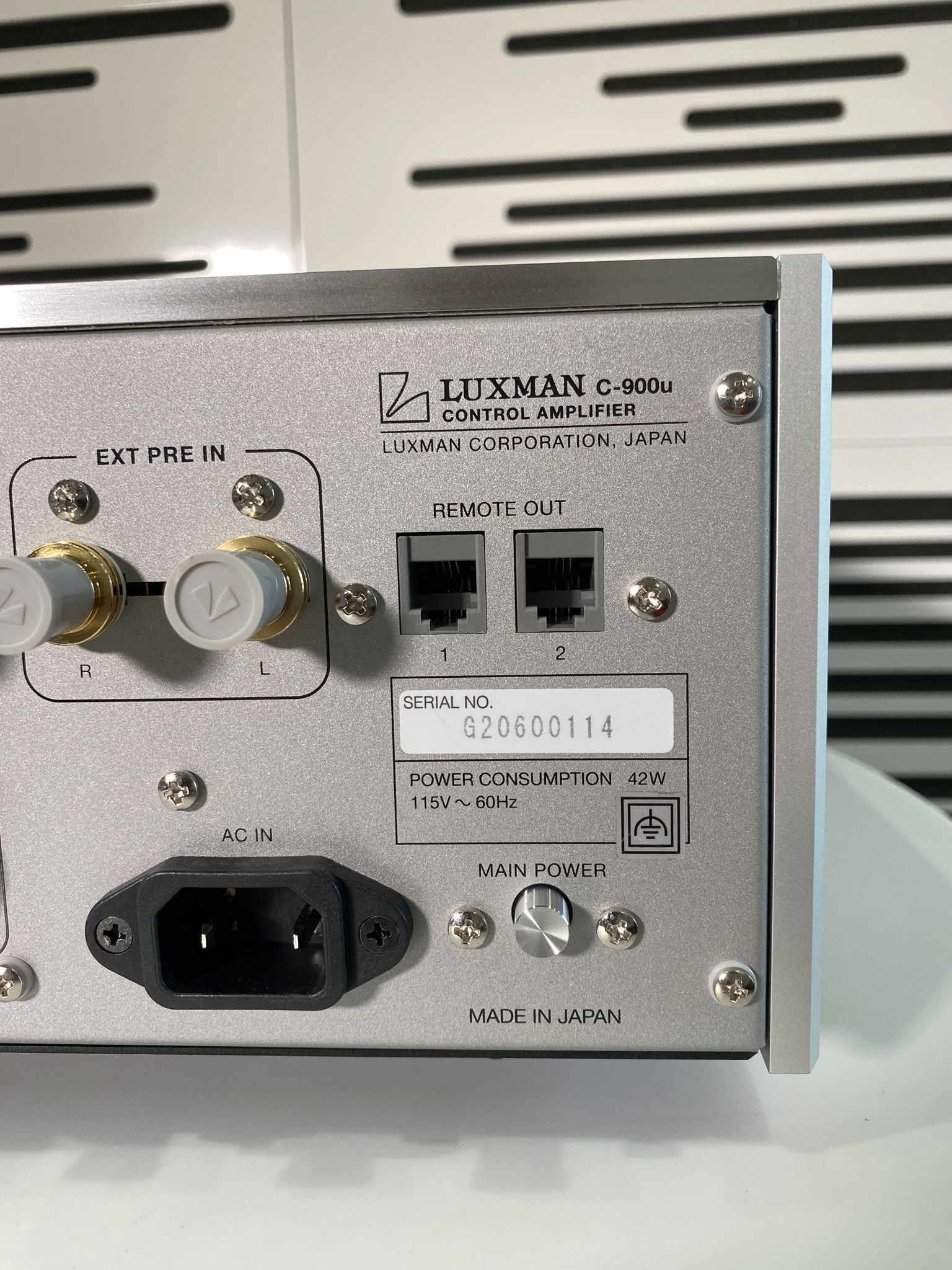 LUXMAN C-900u PREAMPLIFIER 6