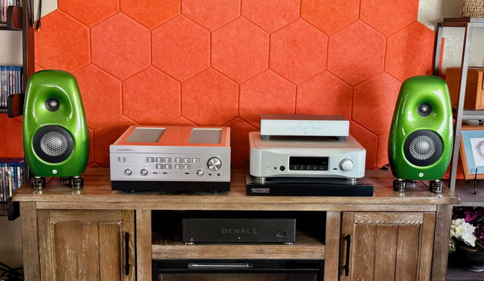 Vivid Audio Kaya S12 Speakers w/ Factory Stands