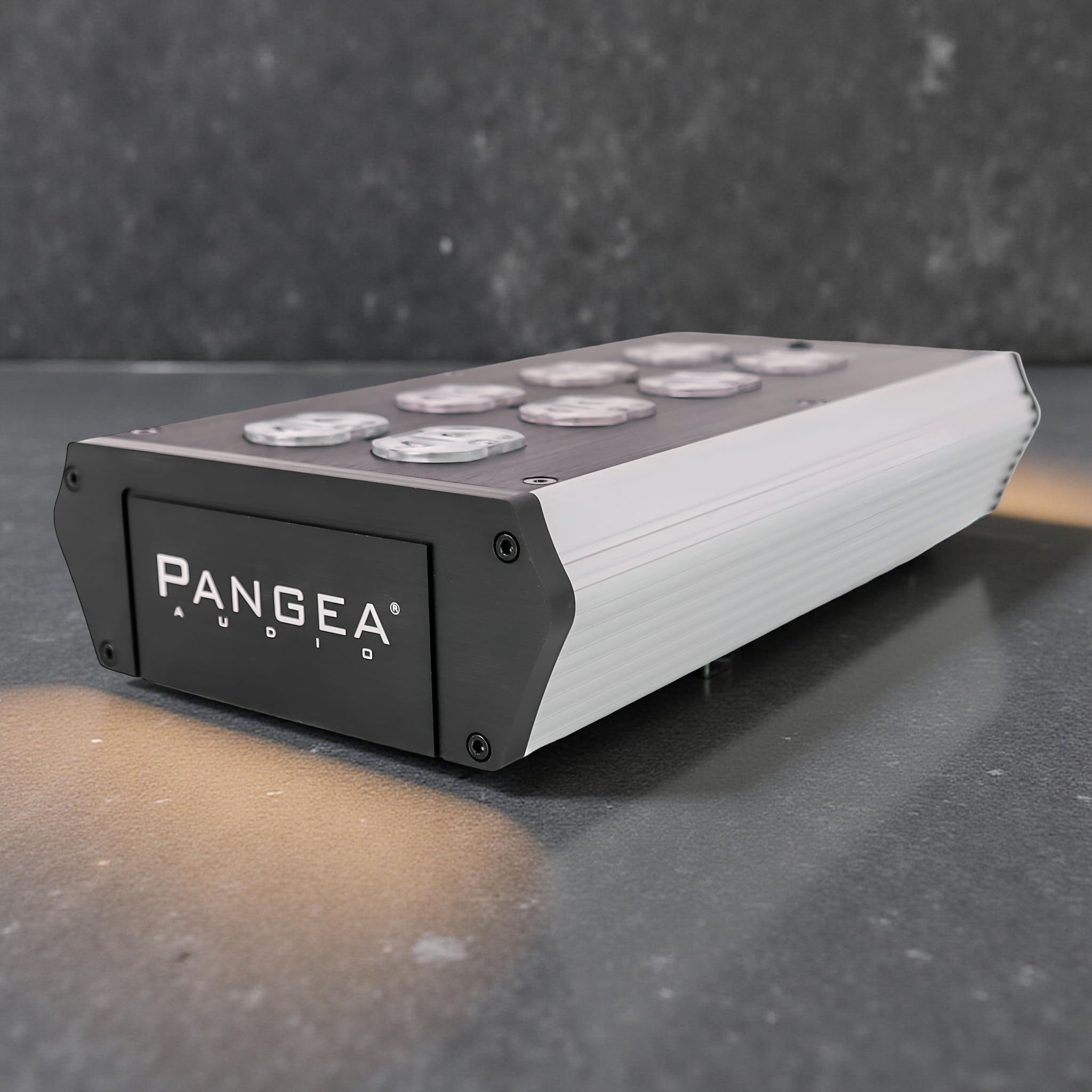 Pangea Audio Octet® Premier 8 Outlet Power Center - Aud... 3