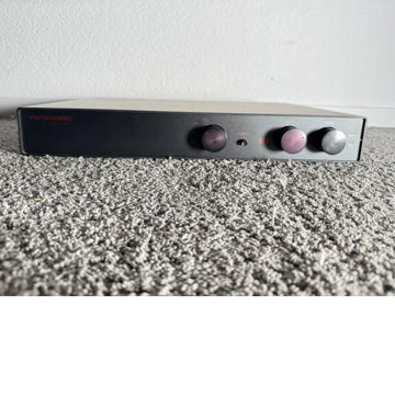 Phonosophie Bi-Control 1 pre amp with phono MC