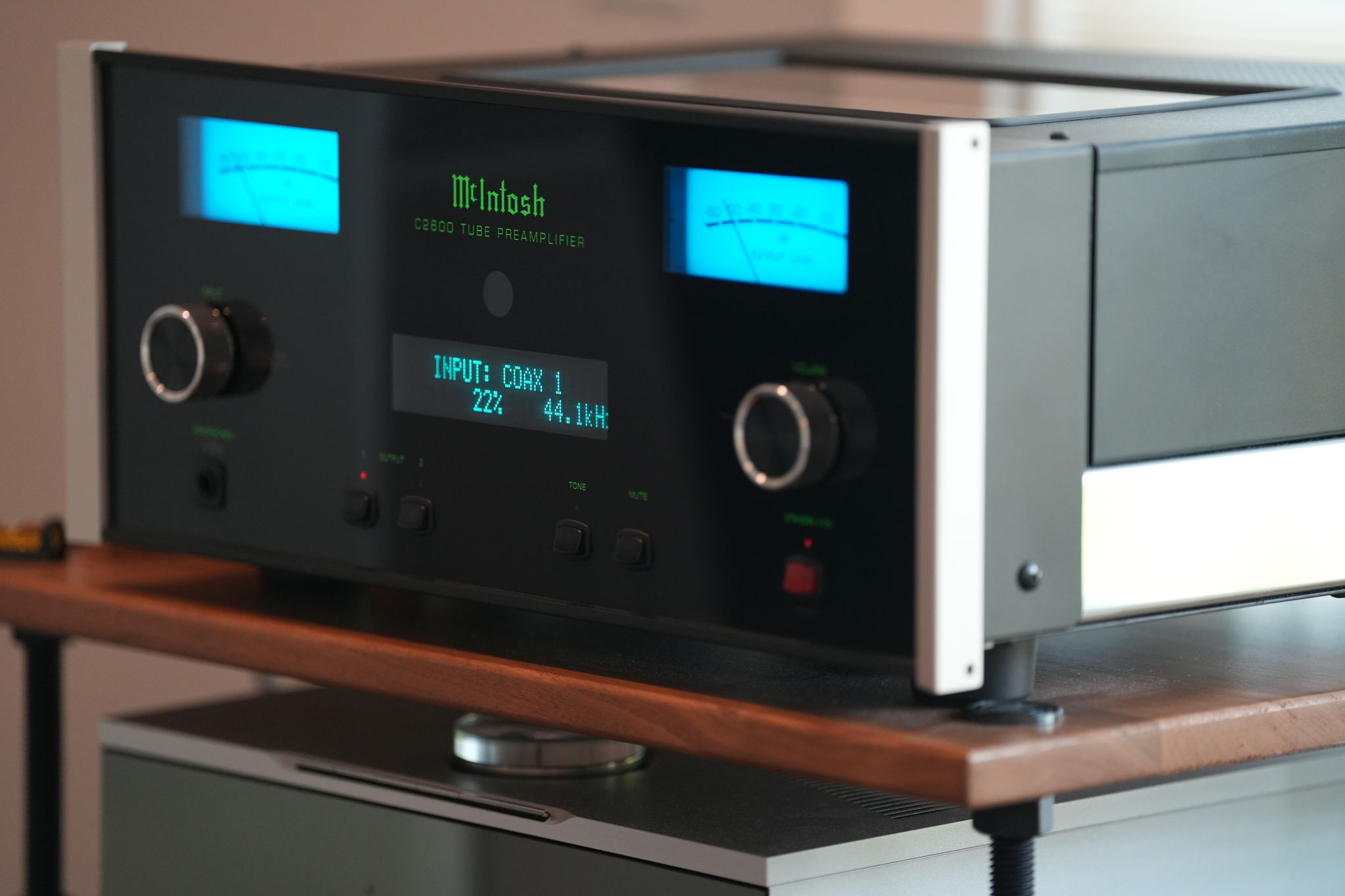 McIntosh C2600