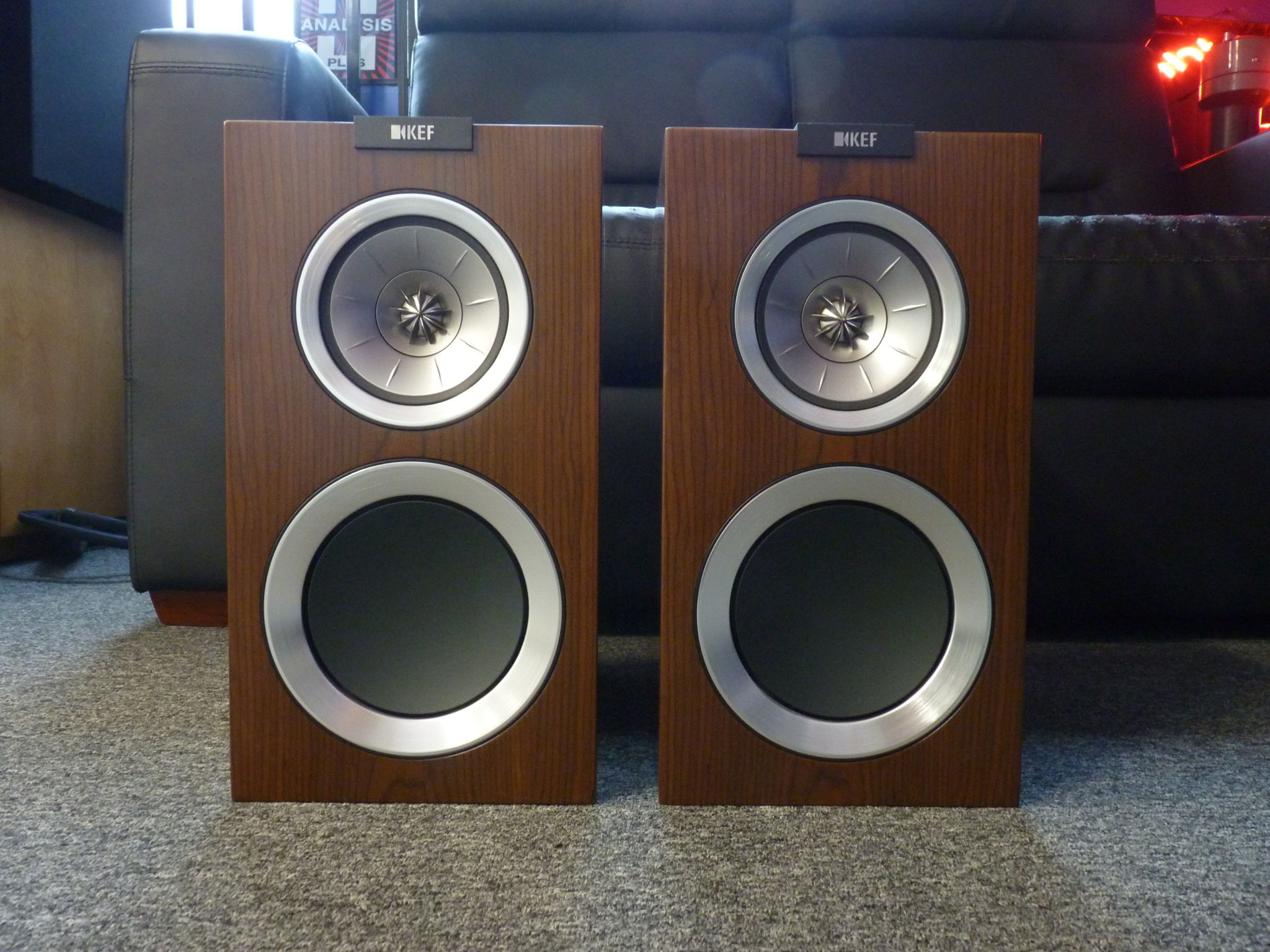 Buy kef hot sale r300