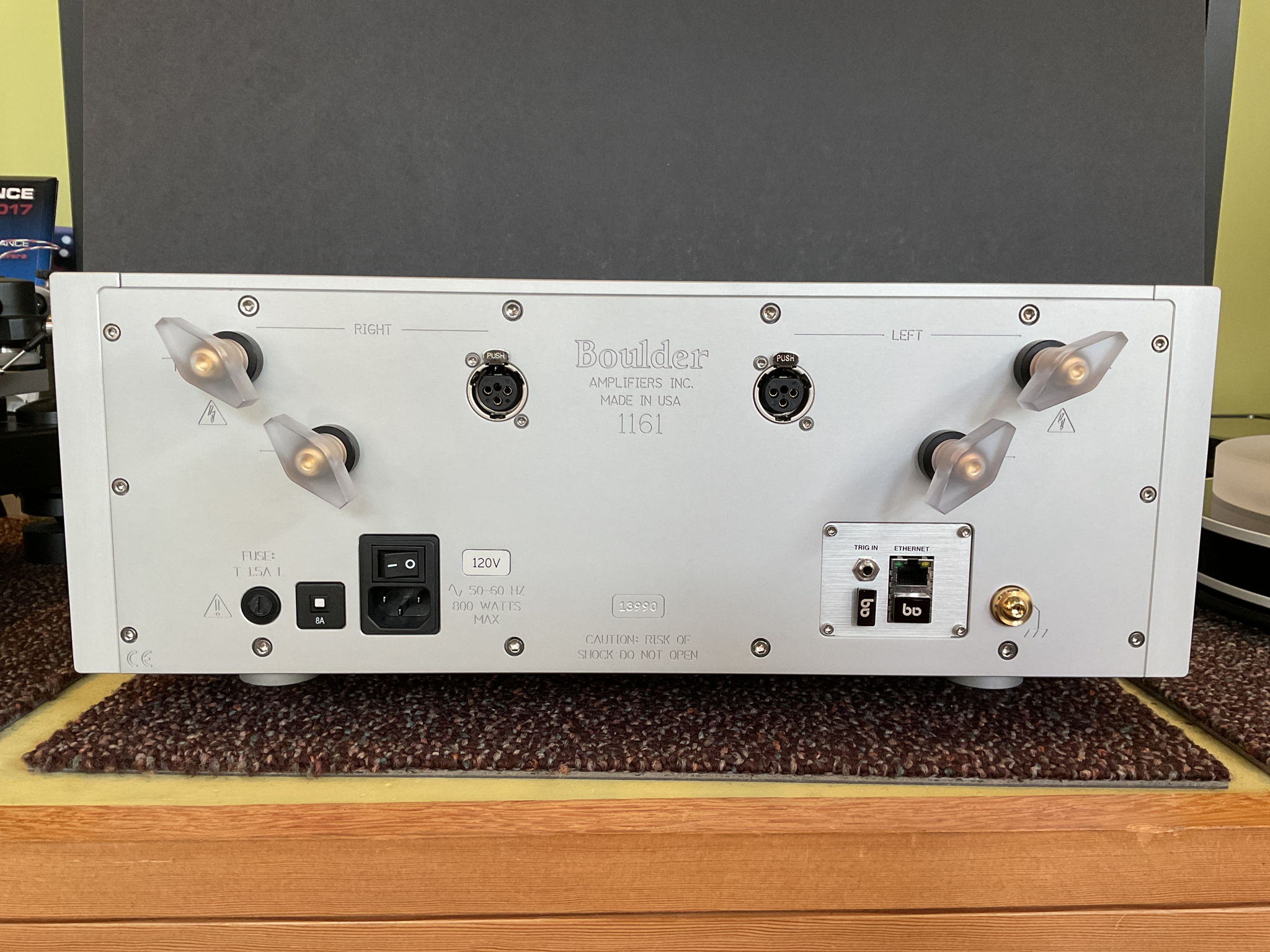 Boulder 1161 Stereo Power Amplifier 3
