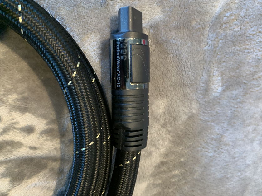 PS Audio Perfect Wave AC-12 2m Power Cord