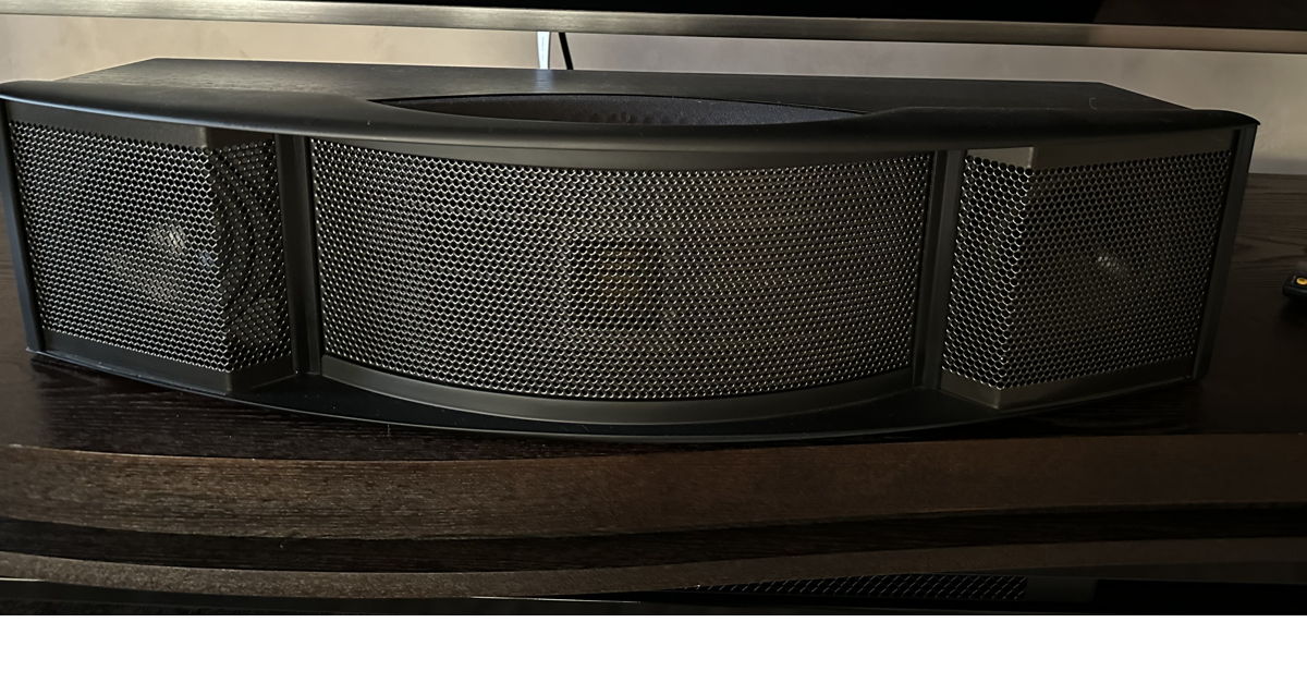 Martin logan motif x top