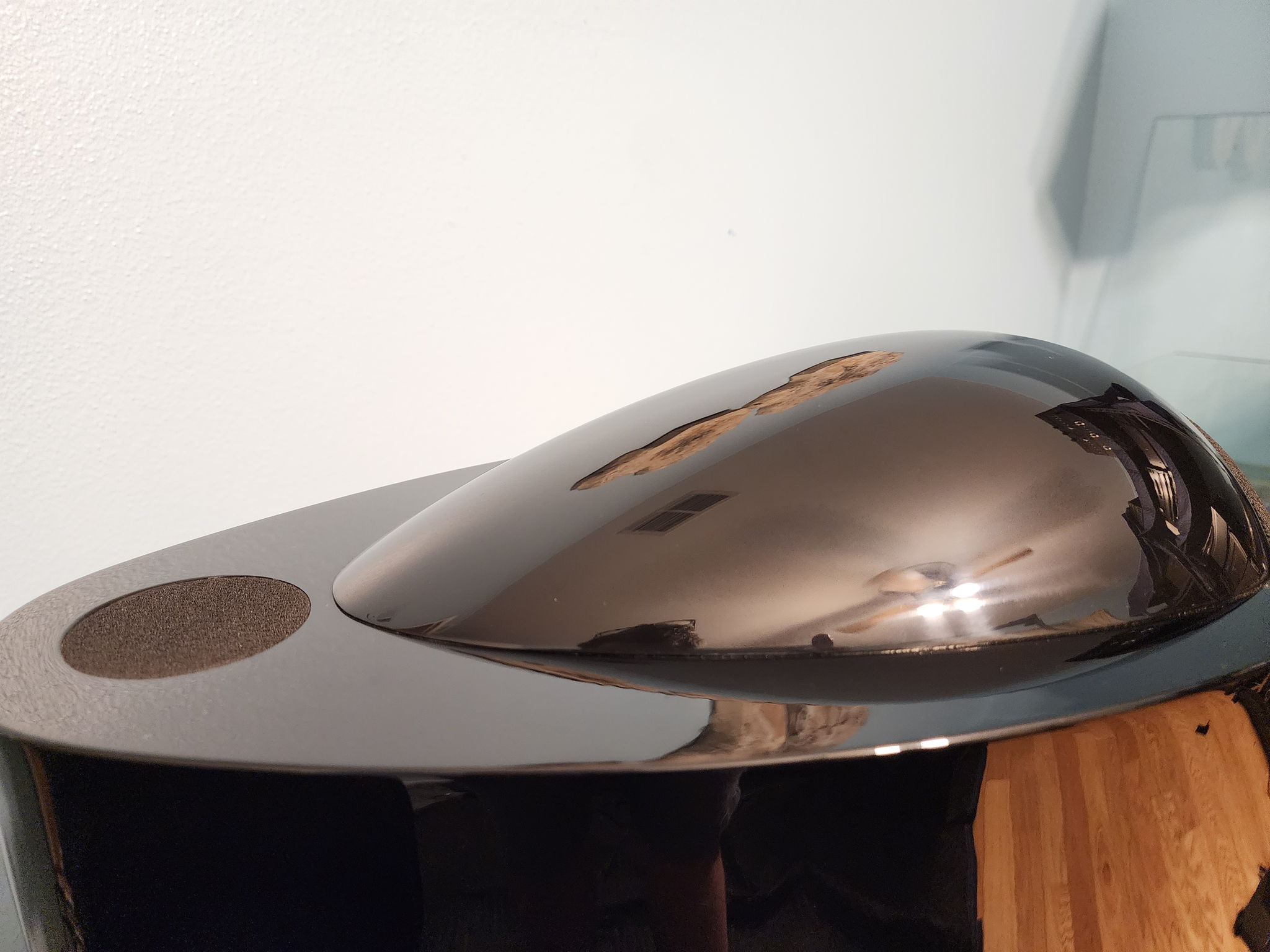 KEF Reference 201/2 with stands 5