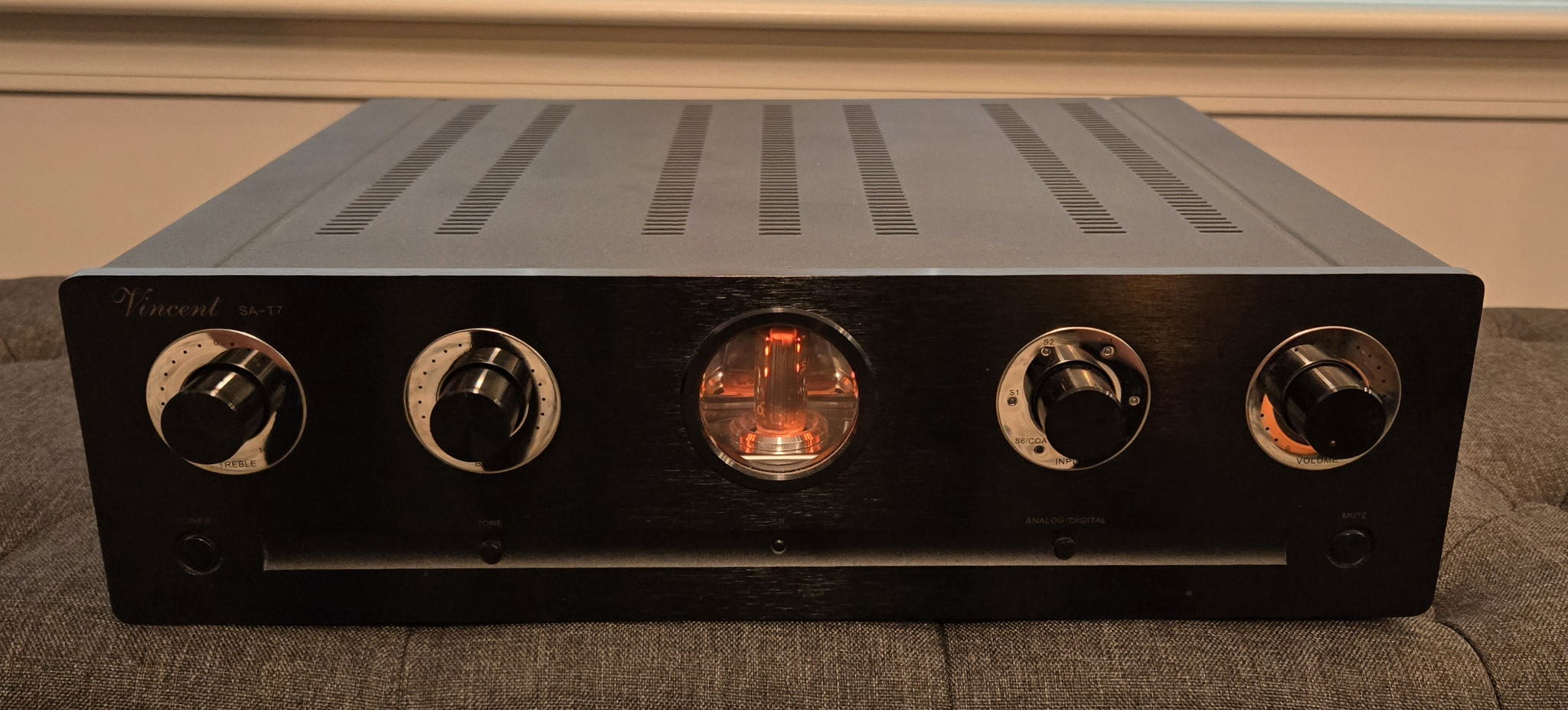 Vincent Tube Pre-Amplifier SA-T7 2