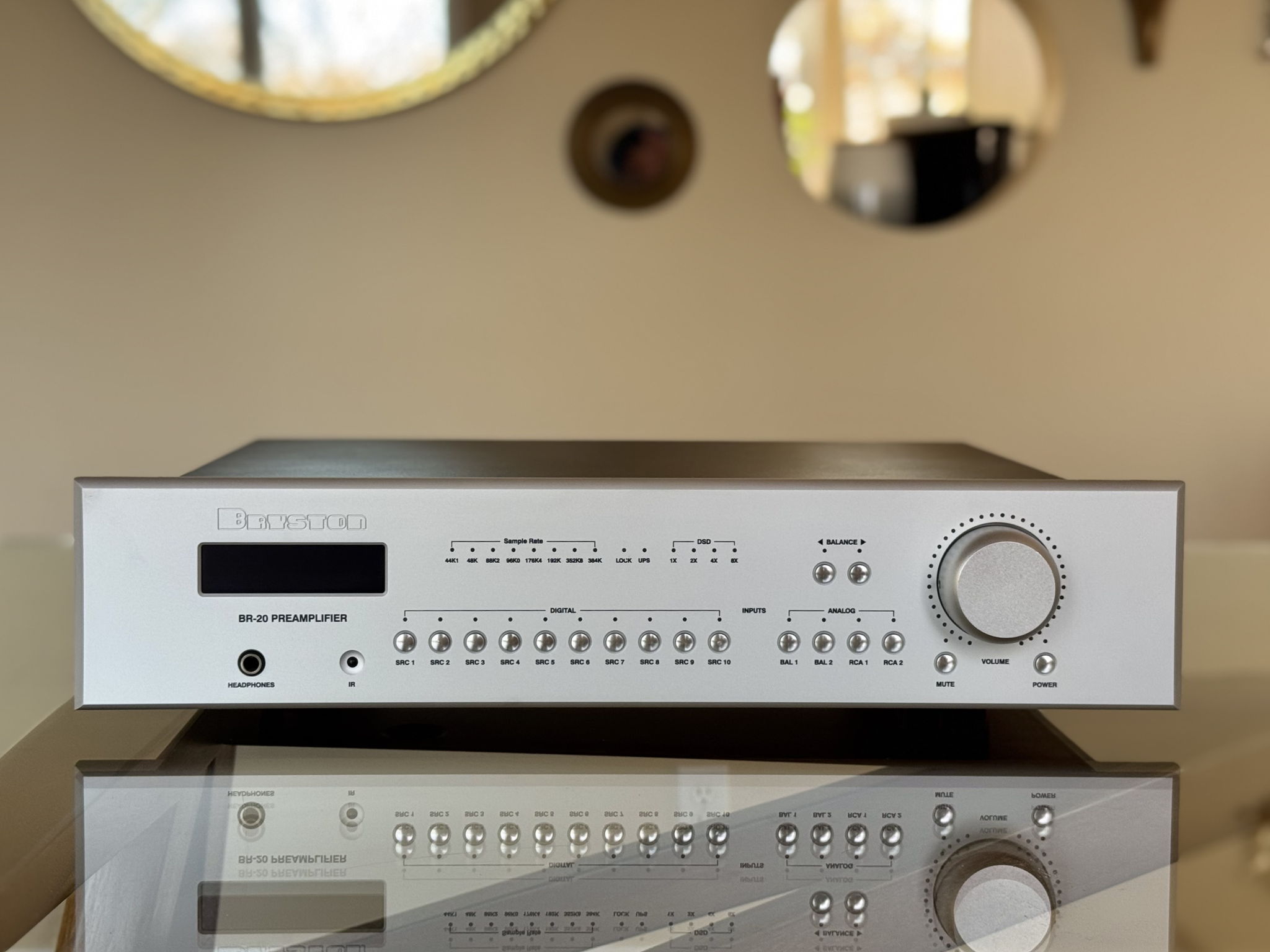 Bryston BR-20 Streamer DAC and Class A Preamplifier, Fr...