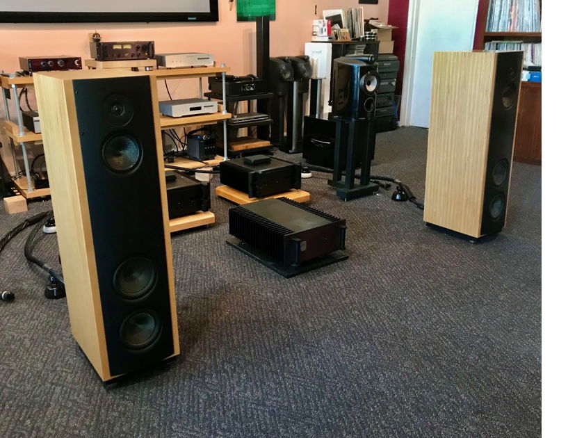 Magico v3 top