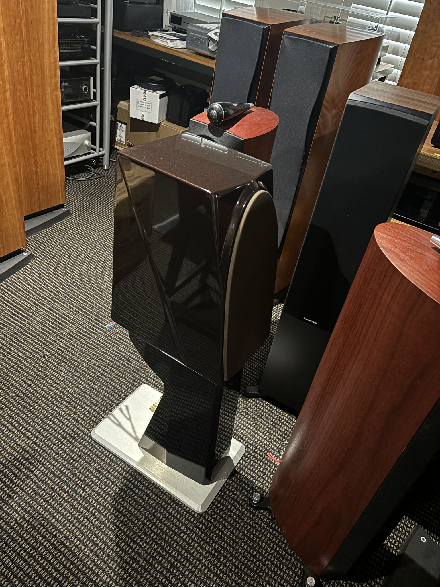 Wilson Audio Certified Authentic™ Pre-Owned Duette 2's ... 7