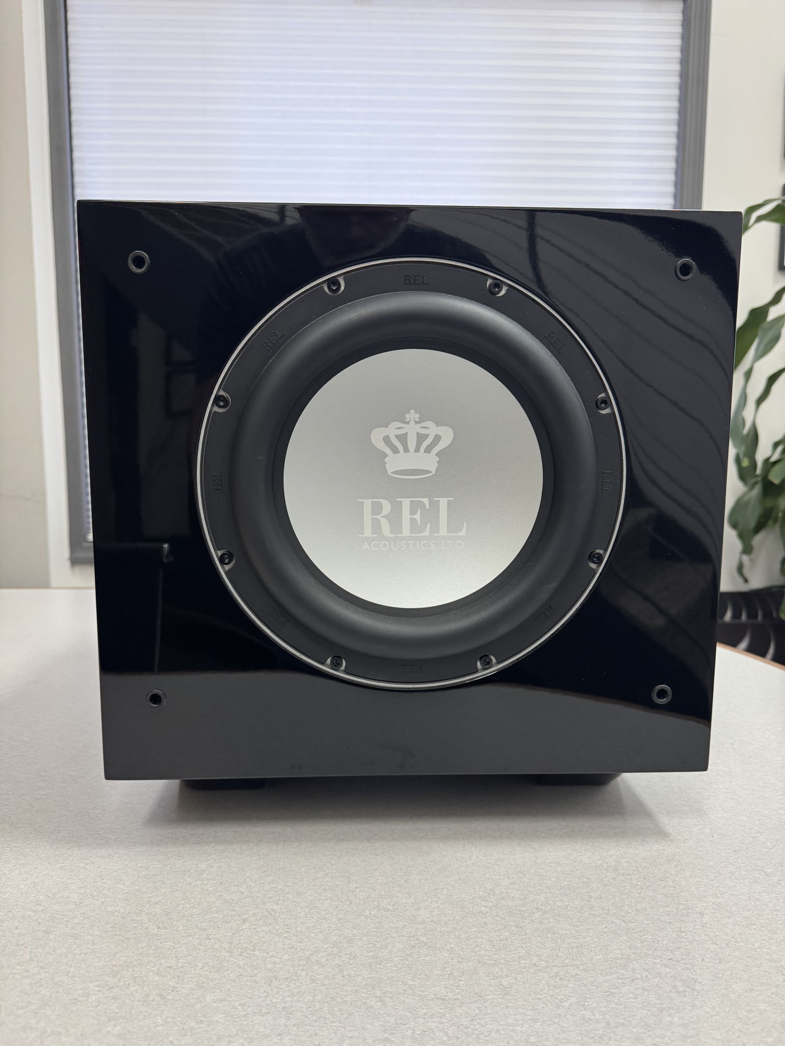 REL Acoustics S/510