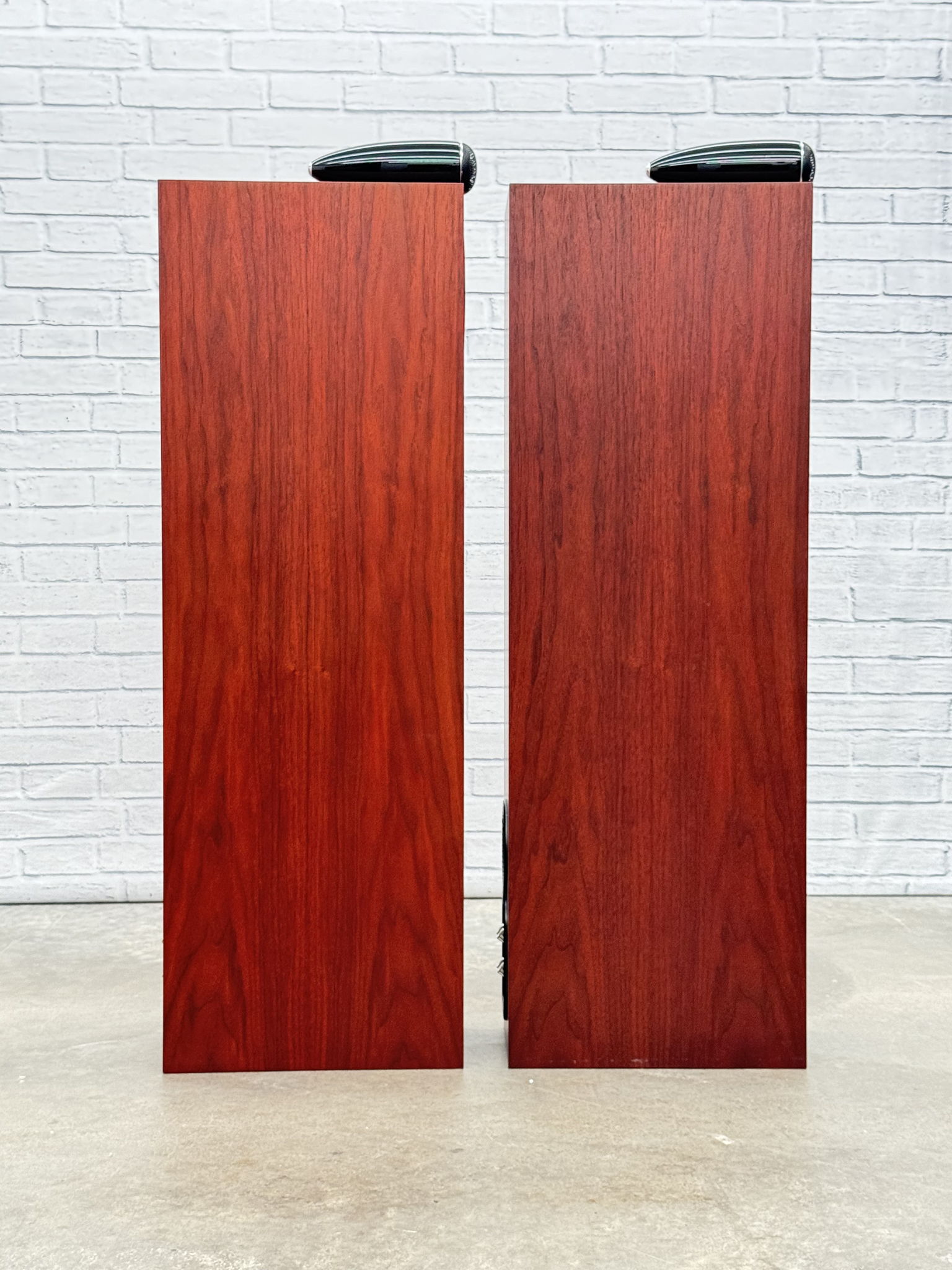 B&W (Bowers & Wilkins) 702 S2 Floor Standing Speakers i... 5