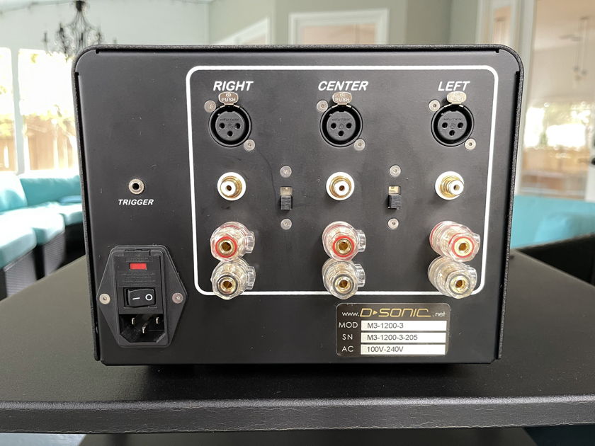 D-Sonic M3a-1200 3-channel class-D amplifier