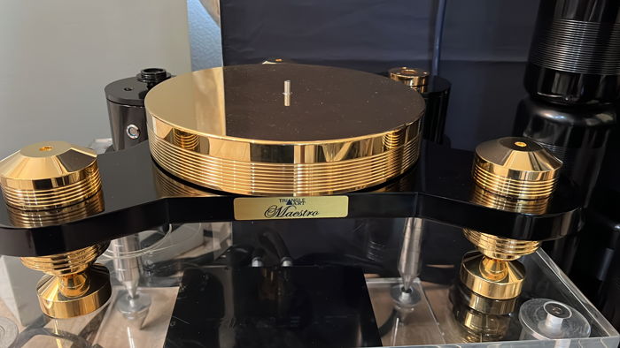 TriangleART MAESTRO Turntable ( Sales Event )