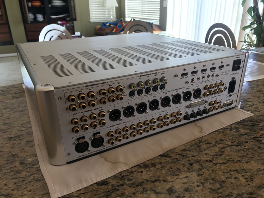 Krell S-1200 3D processor and Pre-amp