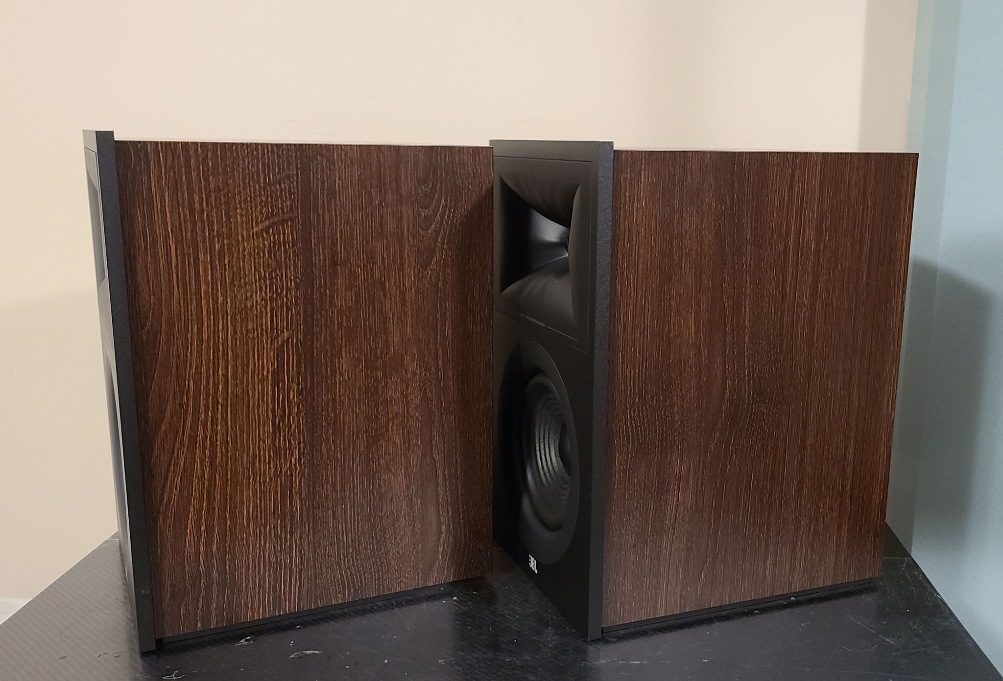 JBL Stage 250B Bookshelf Loudspeakers 3