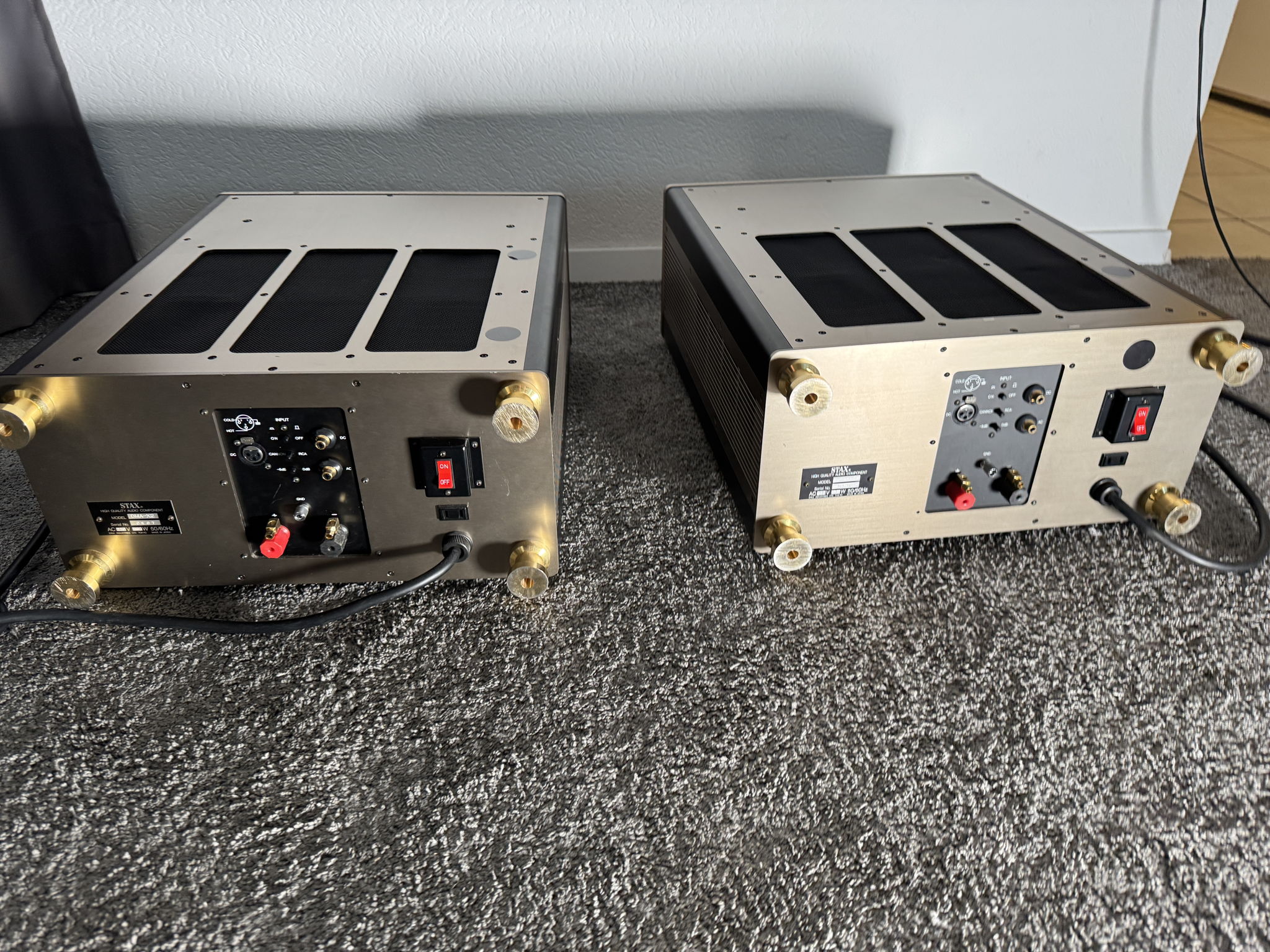 Stax DMA-X2 Class A power amplifier 16