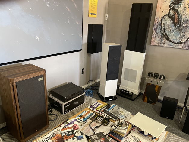 Tannoy Revolution XT8F