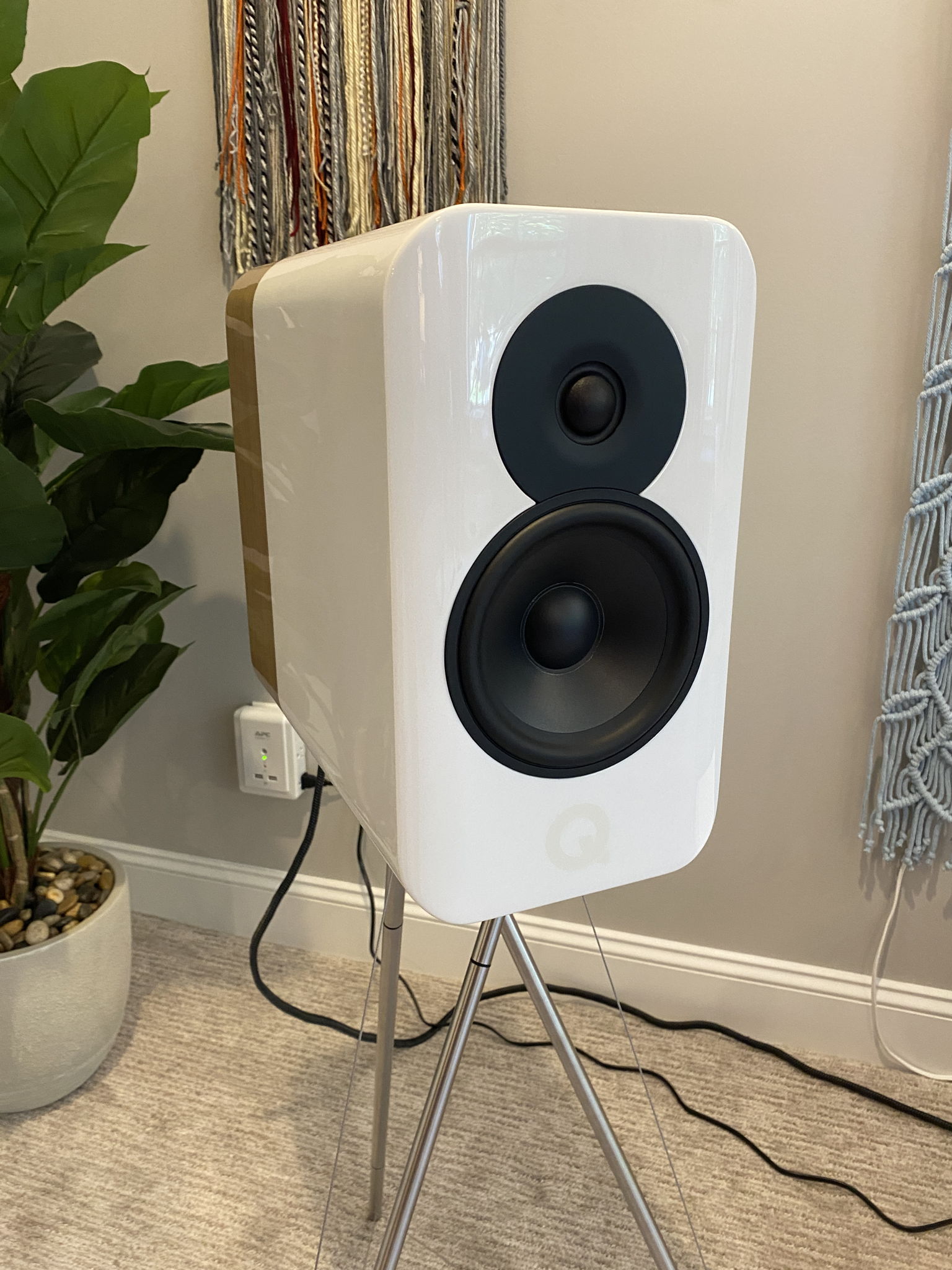 Q Acoustics Concept 300 Speakers with Stands & SVS SB10... 6