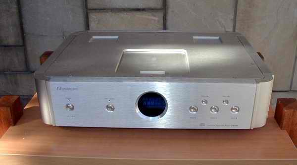 Shanling Audio CD-3000 tubed CD player with $1150 Level...