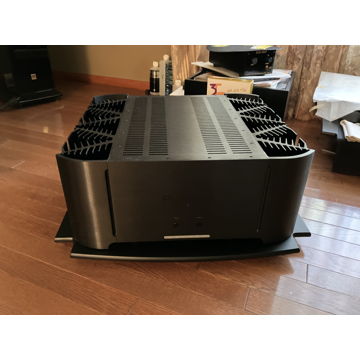 Plinius  REFERENCE A-150  Class A/AB Amplifier