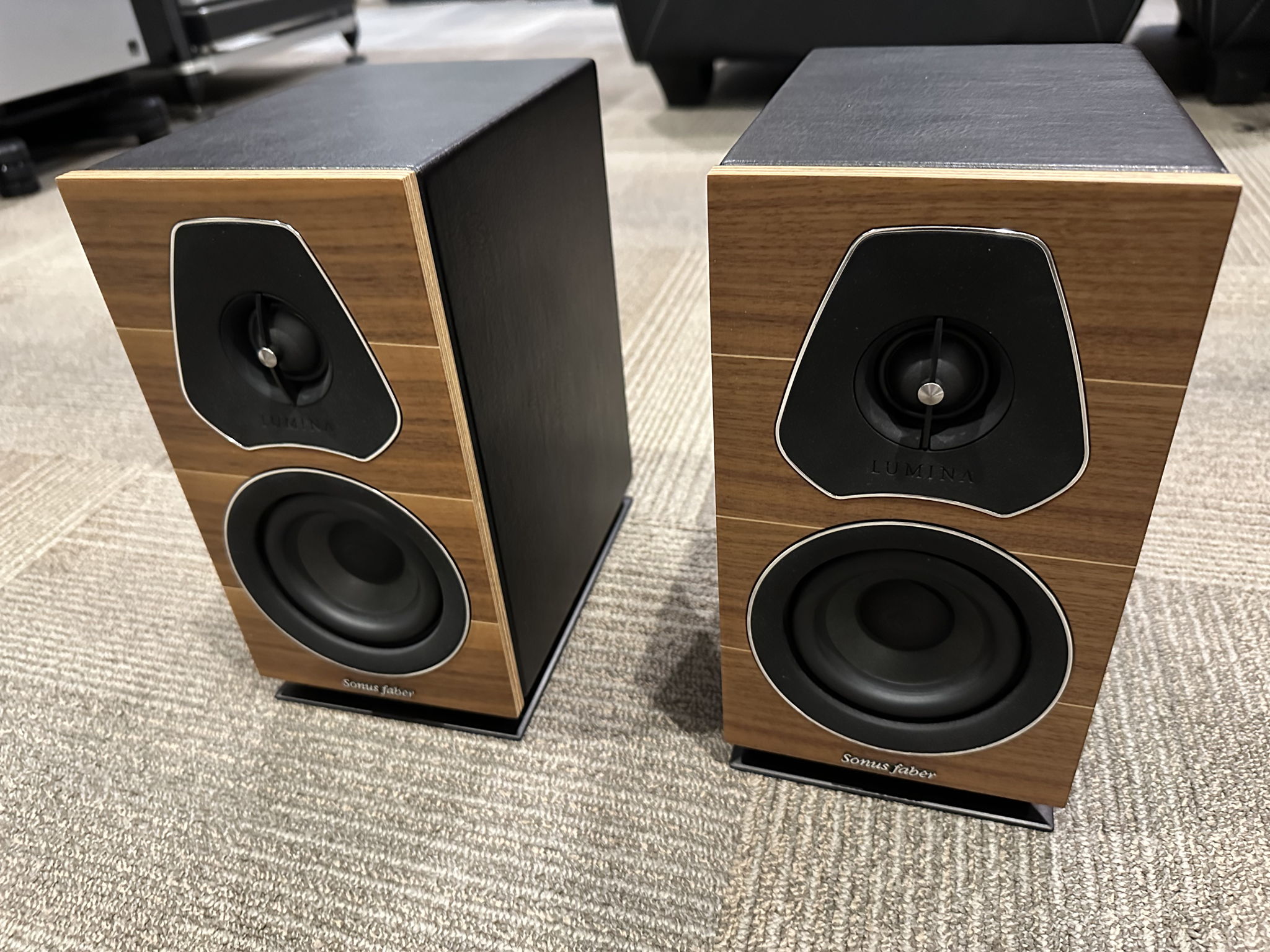 Sonus Faber Lumina I (Pair, Black/Walnut)