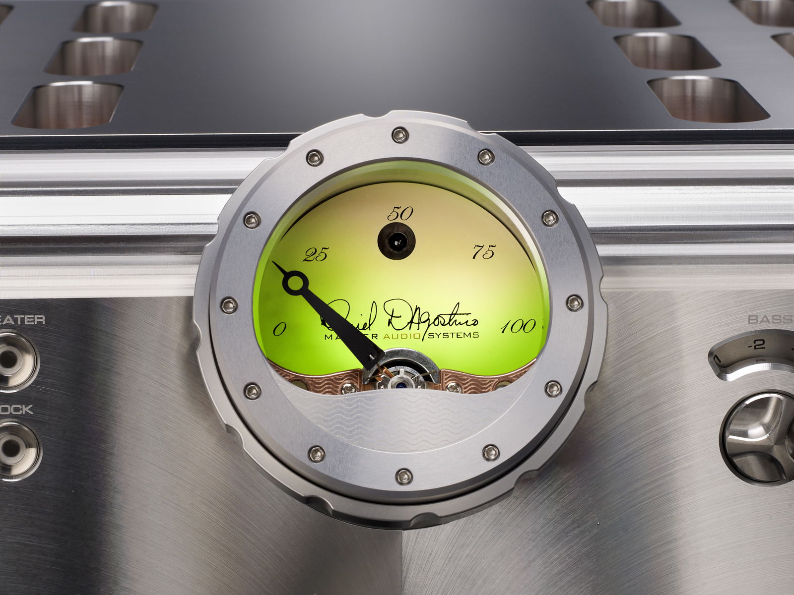 Dan D'Agostino Momentum Preamplifier Upgraded To HD - S... 9