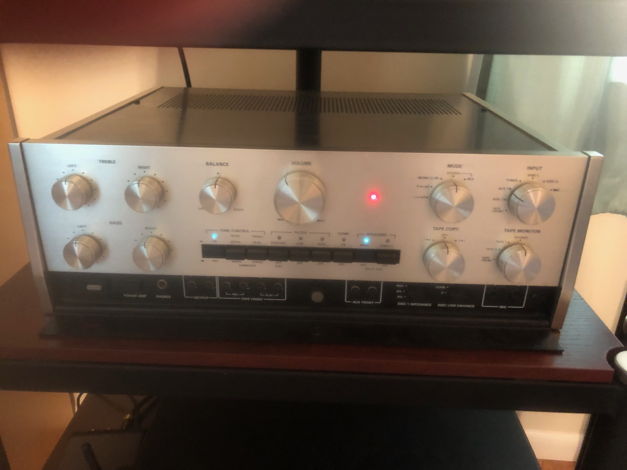 Accuphase C-200 Control Center/Preamplifier, Classic, V...