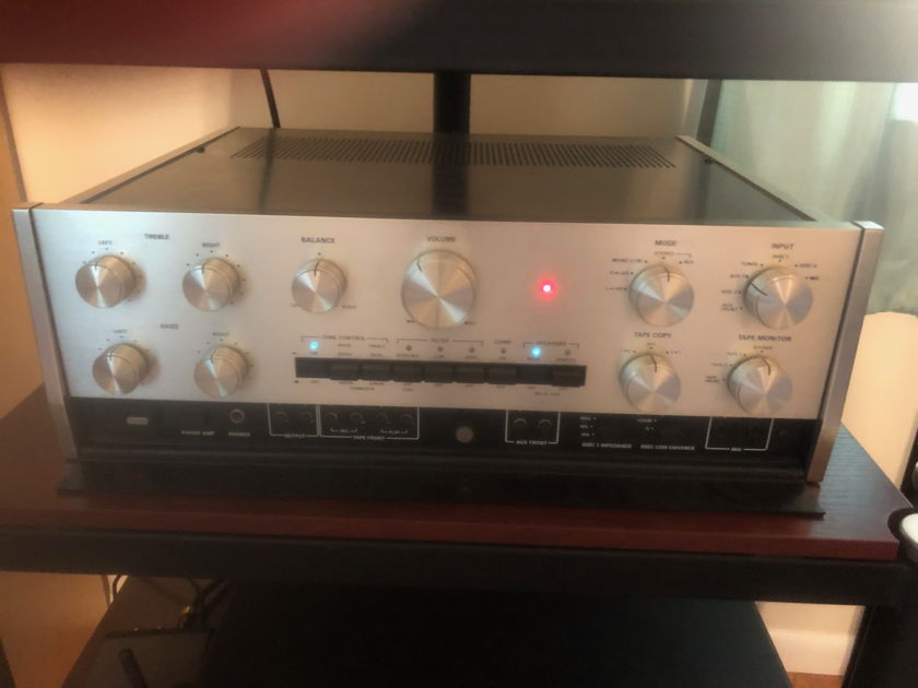 Accuphase C-200 Control Center/Preamplifier, Classic, Vintage GOOD Condition!!!
